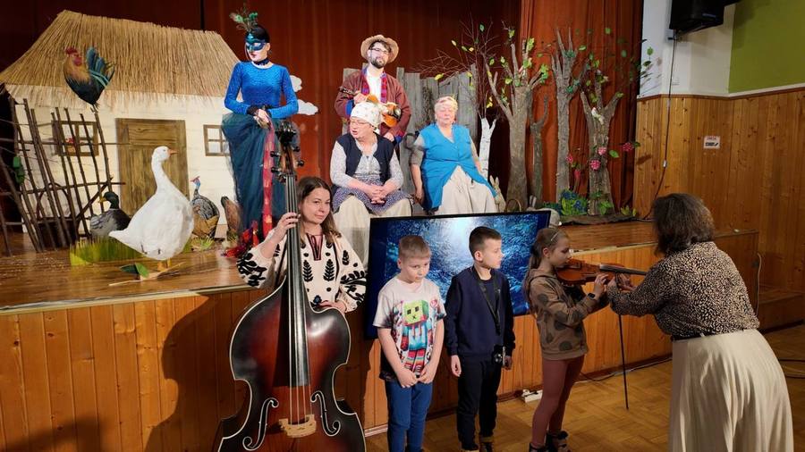 Widownia spektaklu „Teatr po Godzinach", dokumentacja projektu (zdjęcie 16)