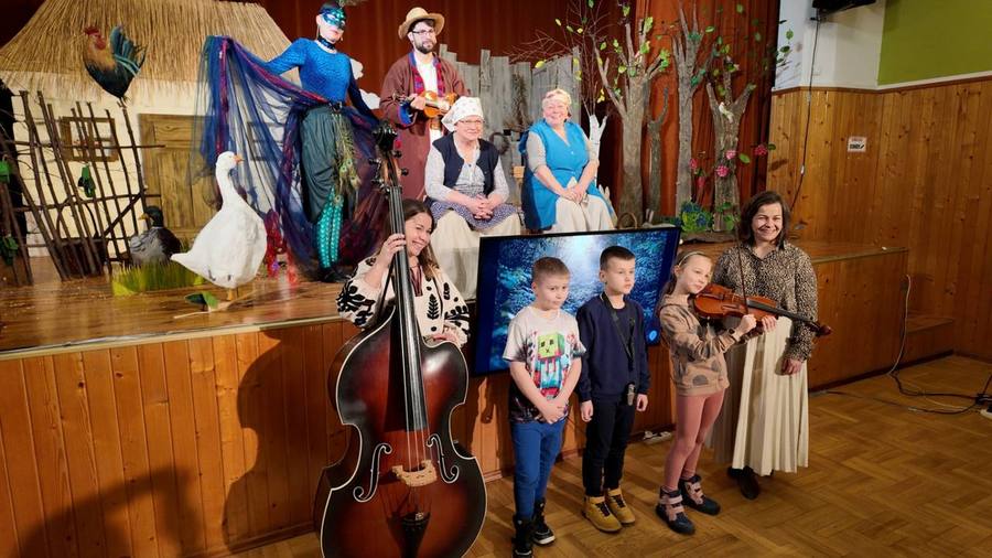 Widownia spektaklu „Teatr po Godzinach", dokumentacja projektu (zdjęcie 17)