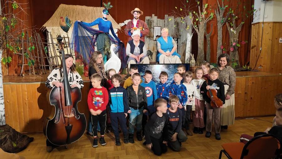 Widownia spektaklu „Teatr po Godzinach", dokumentacja projektu (zdjęcie 8)
