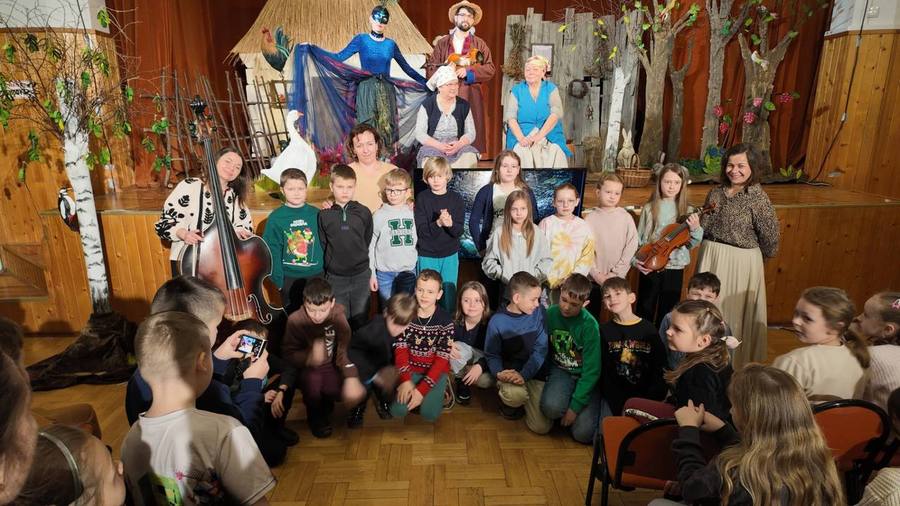 Widownia spektaklu „Teatr po Godzinach", dokumentacja projektu (zdjęcie 12)