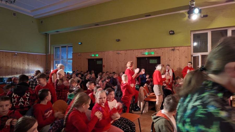 Widownia spektaklu „Teatr po Godzinach", dokumentacja projektu (zdjęcie 26)