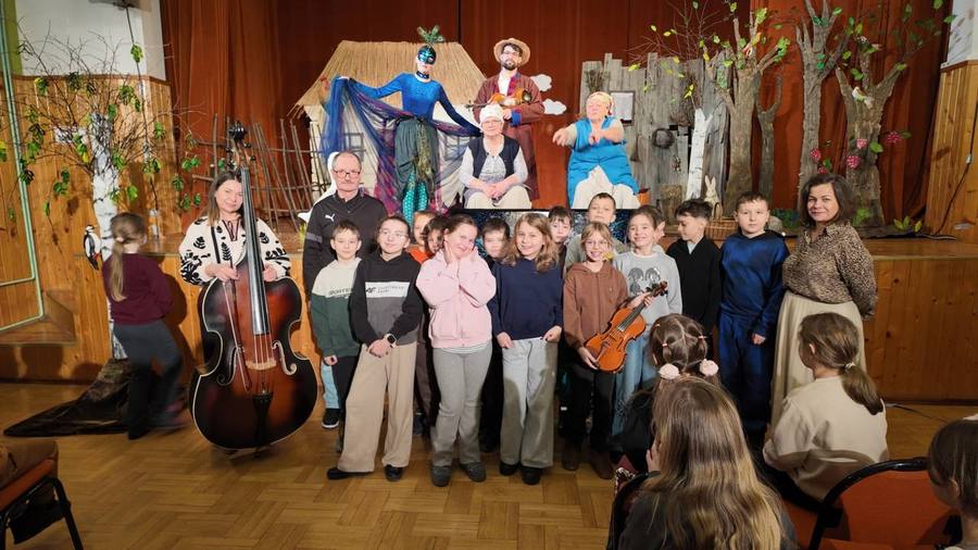 Widownia spektaklu „Teatr po Godzinach", dokumentacja projektu (zdjęcie 9)